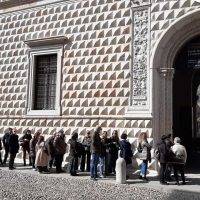 mostra palazzo diamanti visitatori turisti
